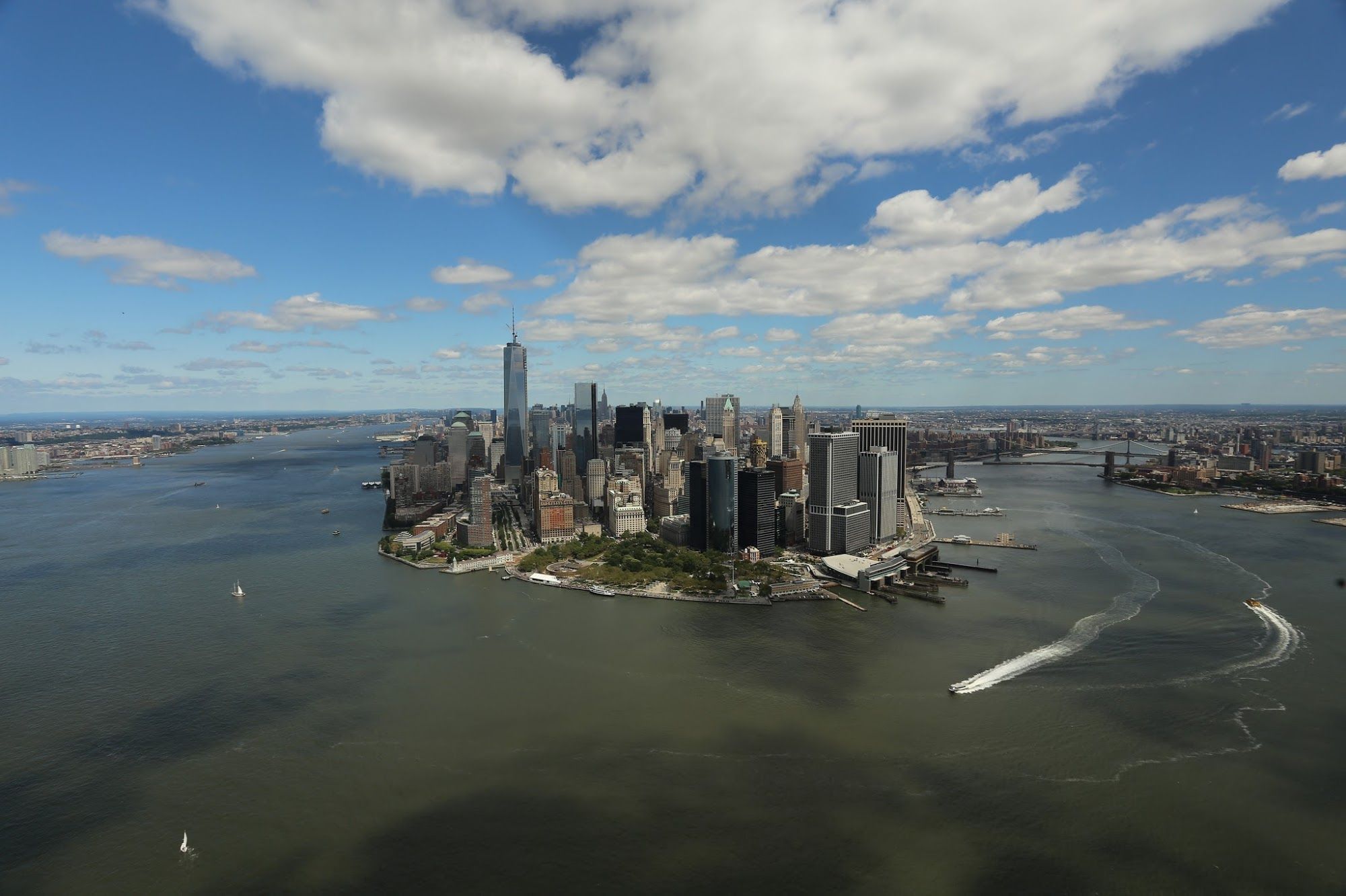 Lower Manhattan/DowntownCanon 6D, 17-40mm f/4L lens: iso100, 17mm, 0ev, f10, 1/100