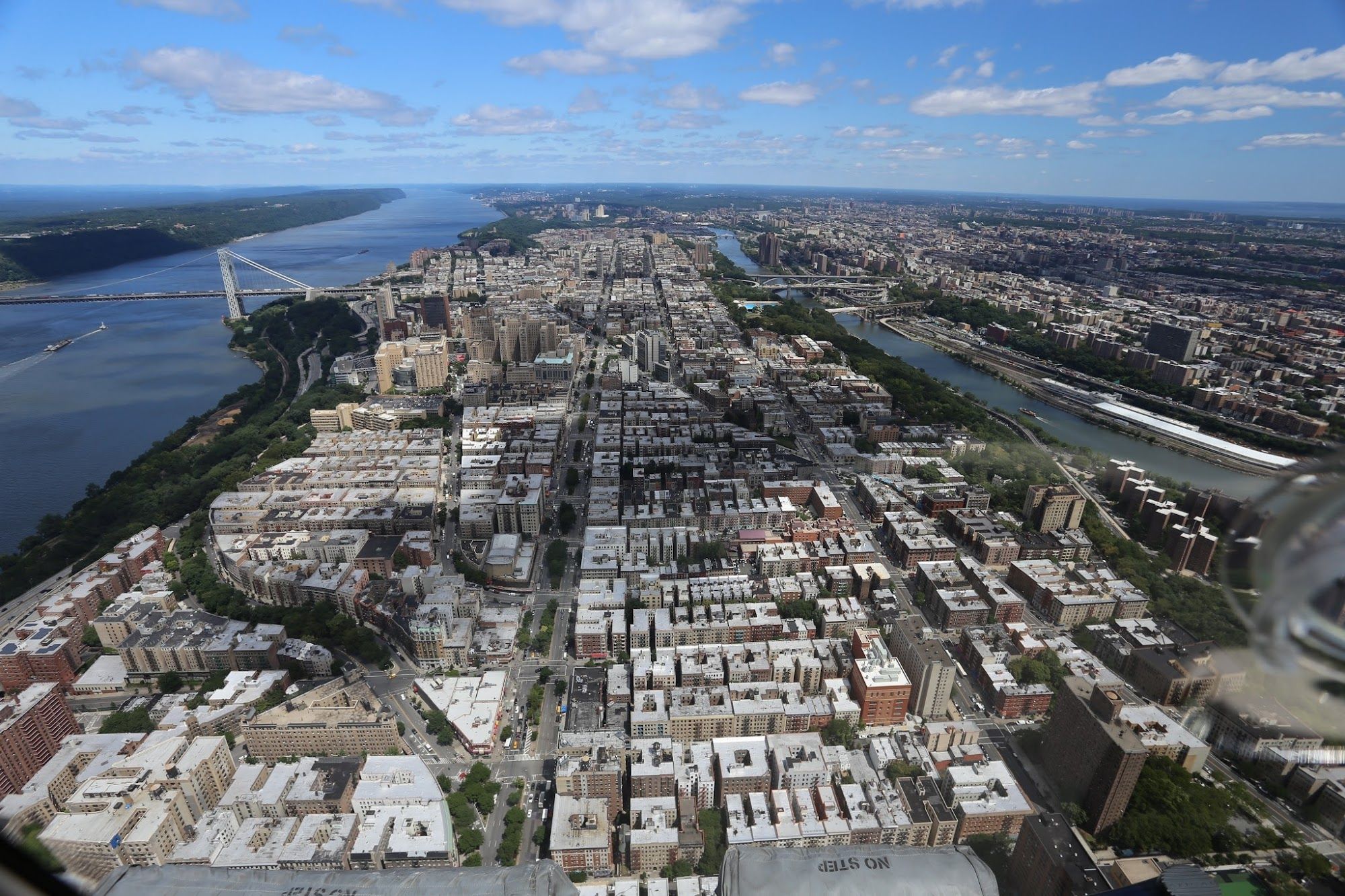 HarlemCanon 6D, 17-40mm f/4L lens: iso100, 17mm, 0ev, f8, 1/125